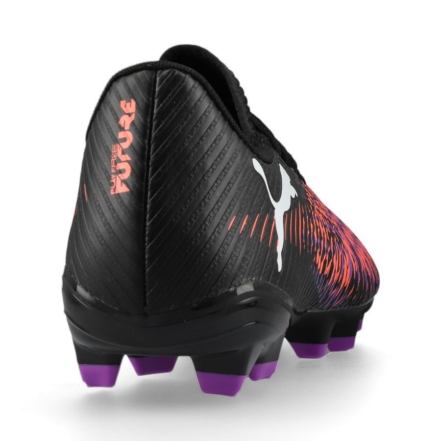 PUMA Future 8 Play FG/AG Unlimited - Noir/Blanc/Glowing Red