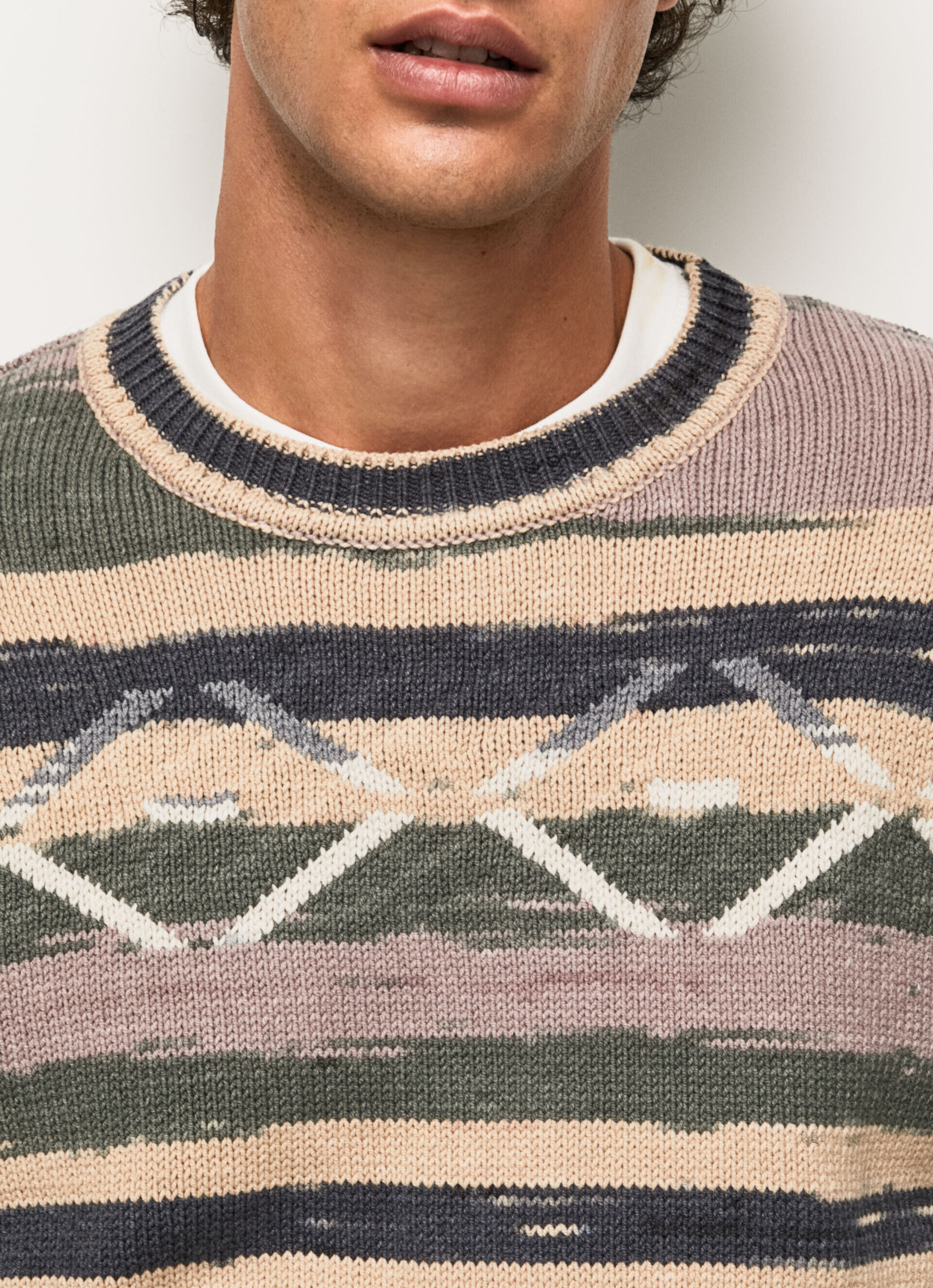 CAMISA LISTRADA DE GOLA REDONDA - multicolorida