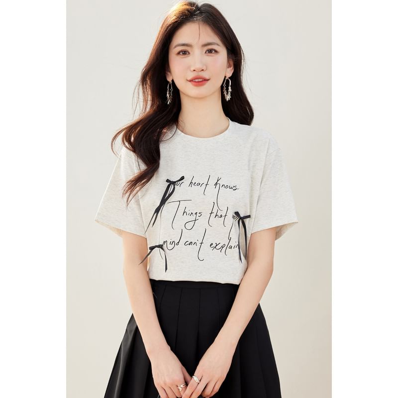 EFO - T-shirt met korte mouwen, ronde hals en strik