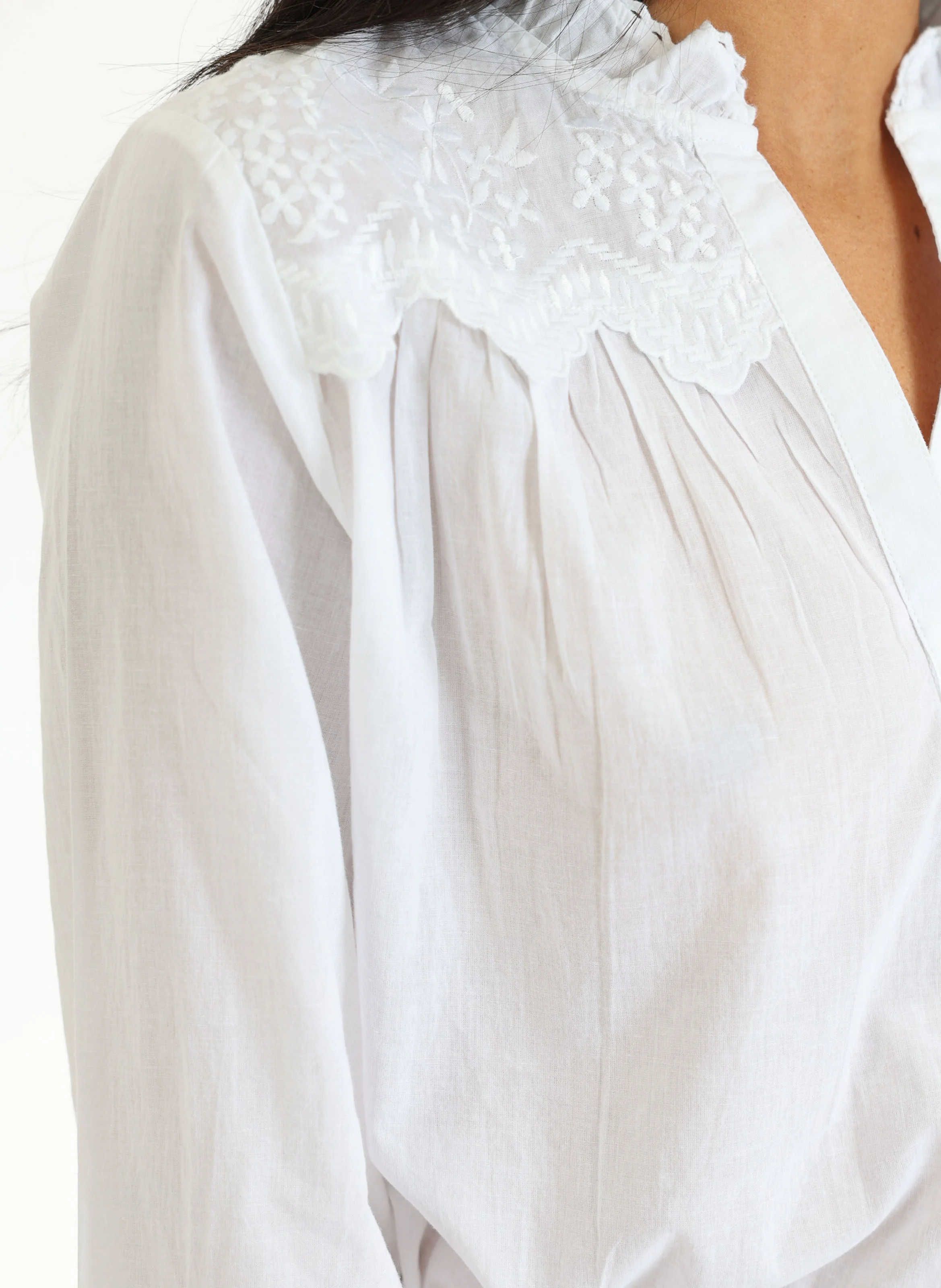 CLEO - Chemise ample brodée en coton | Blanc