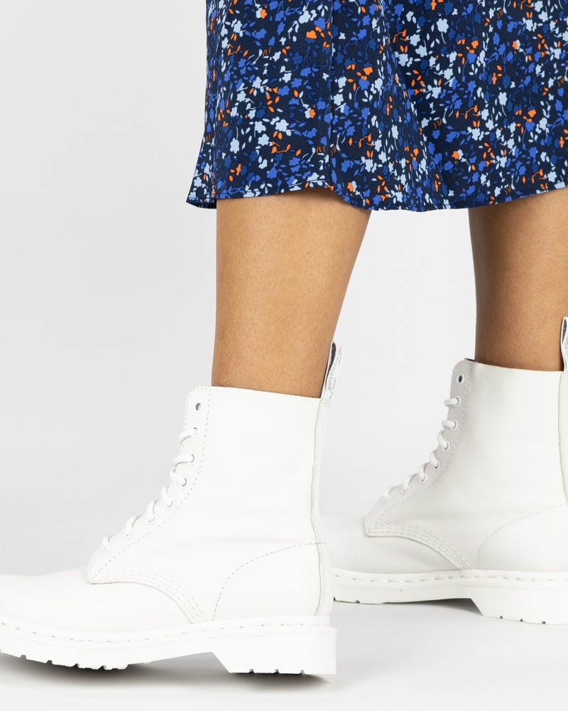 Dr. Martens 1460 Pascal Virginia Mono Veterboots  - wit