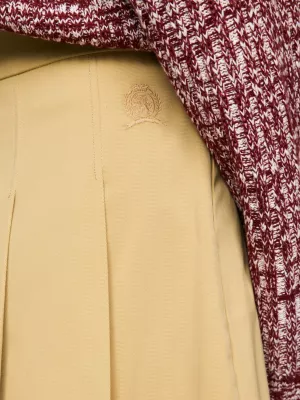 Minissaia chino plissada com cinto e modelagem flare