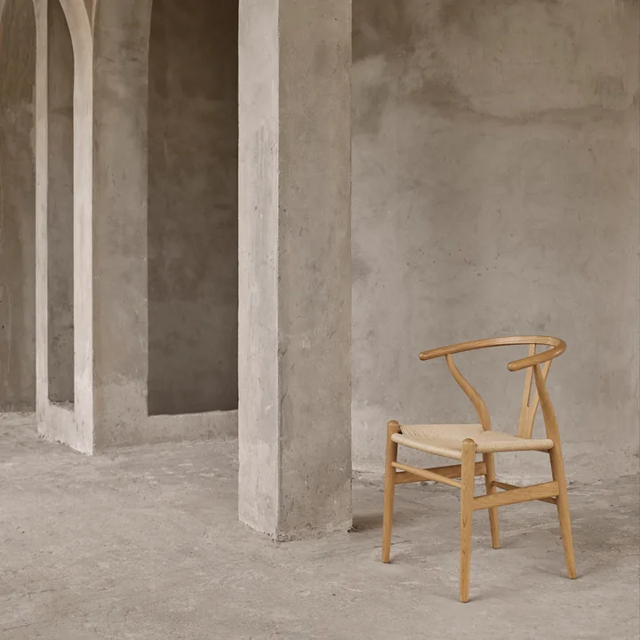 Carl Hansen - CH24 Wishbone Chair, Eiche geseift / Naturgeflecht