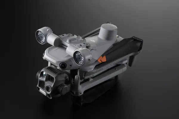 DJI AL1, Spotlight, DJI