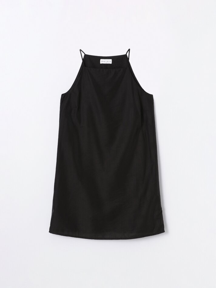 Vestido curto com decote halter - Preto