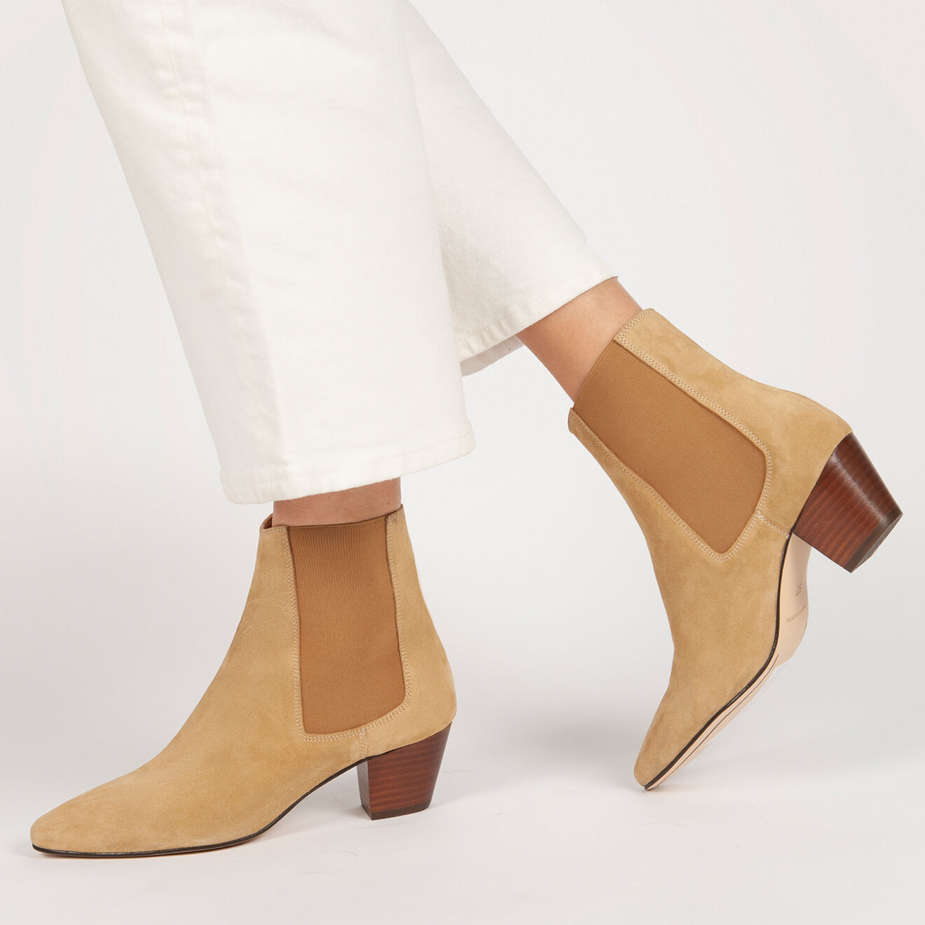 Anaki Chelsea Boots en Velours de Cuir Marina sable