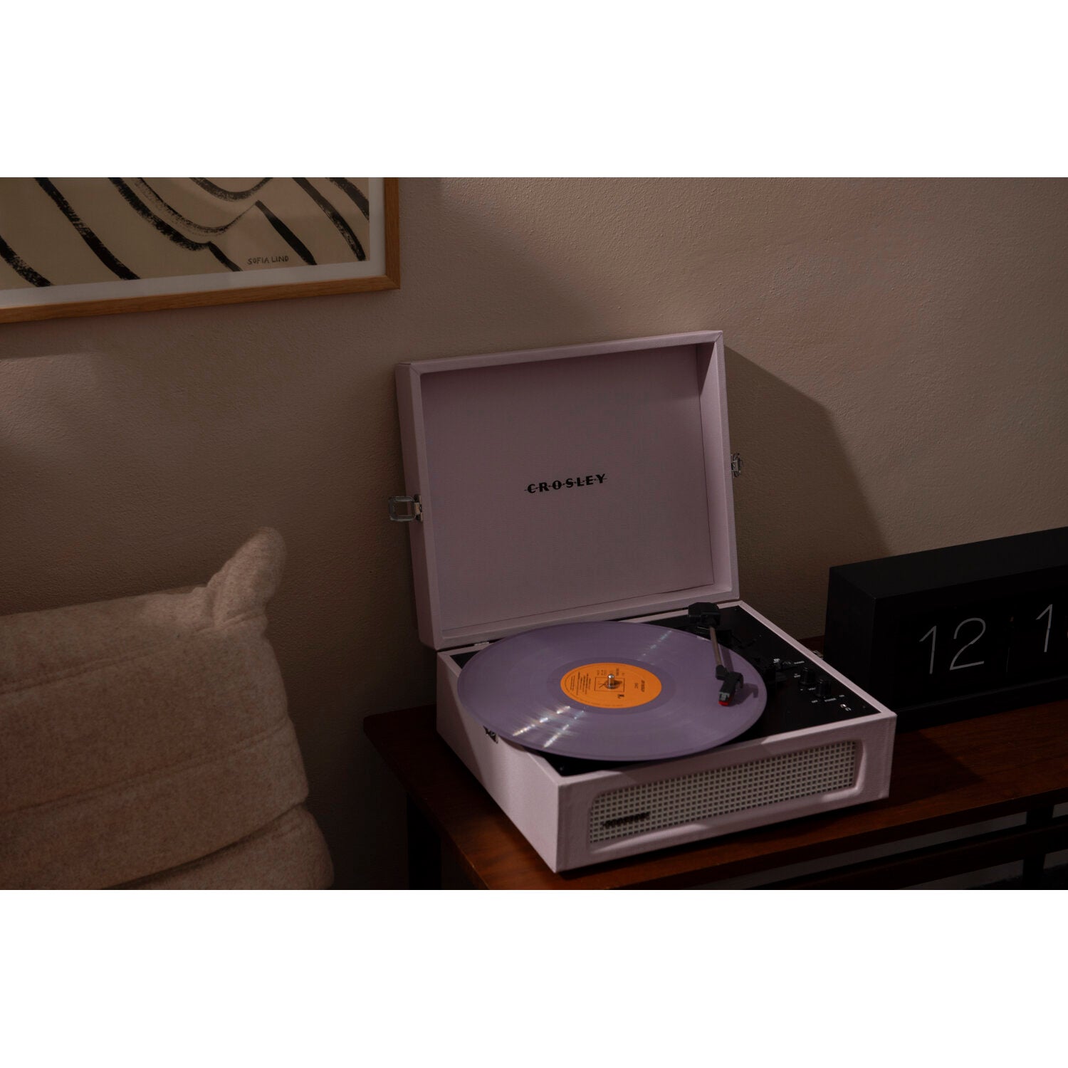 Crosley CR8017B-AM Voyager Amethyst Rose platenspeler met Bluetooth