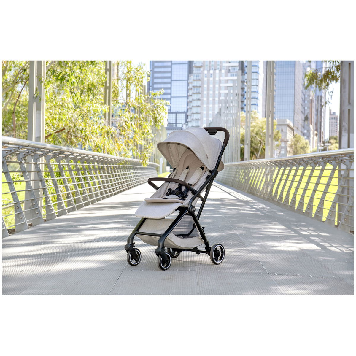 britax römerbritax römer   FLYLITE teak