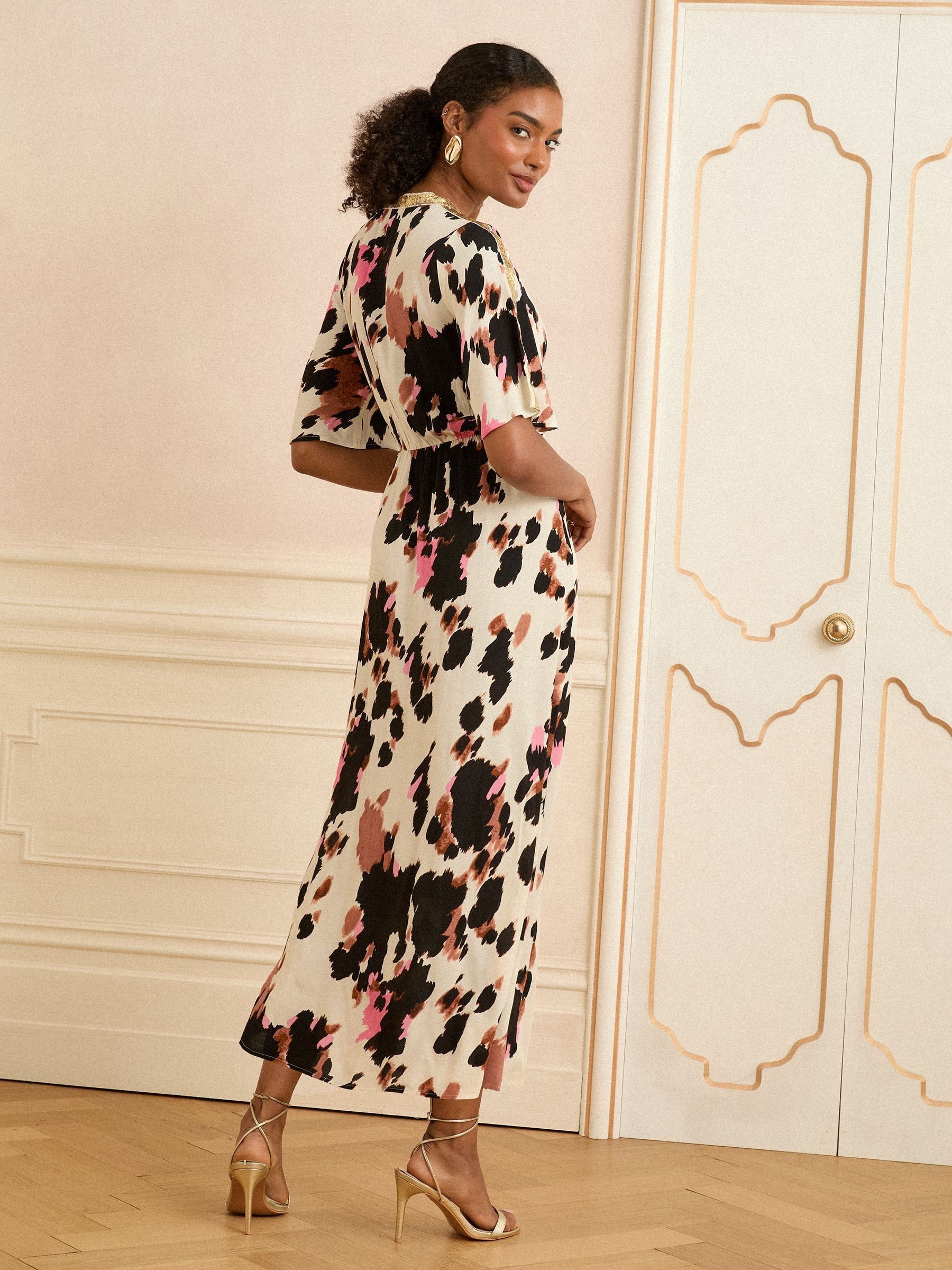 Neutraal - Love & Roses midi-jurk met pailletten en engelmouwen