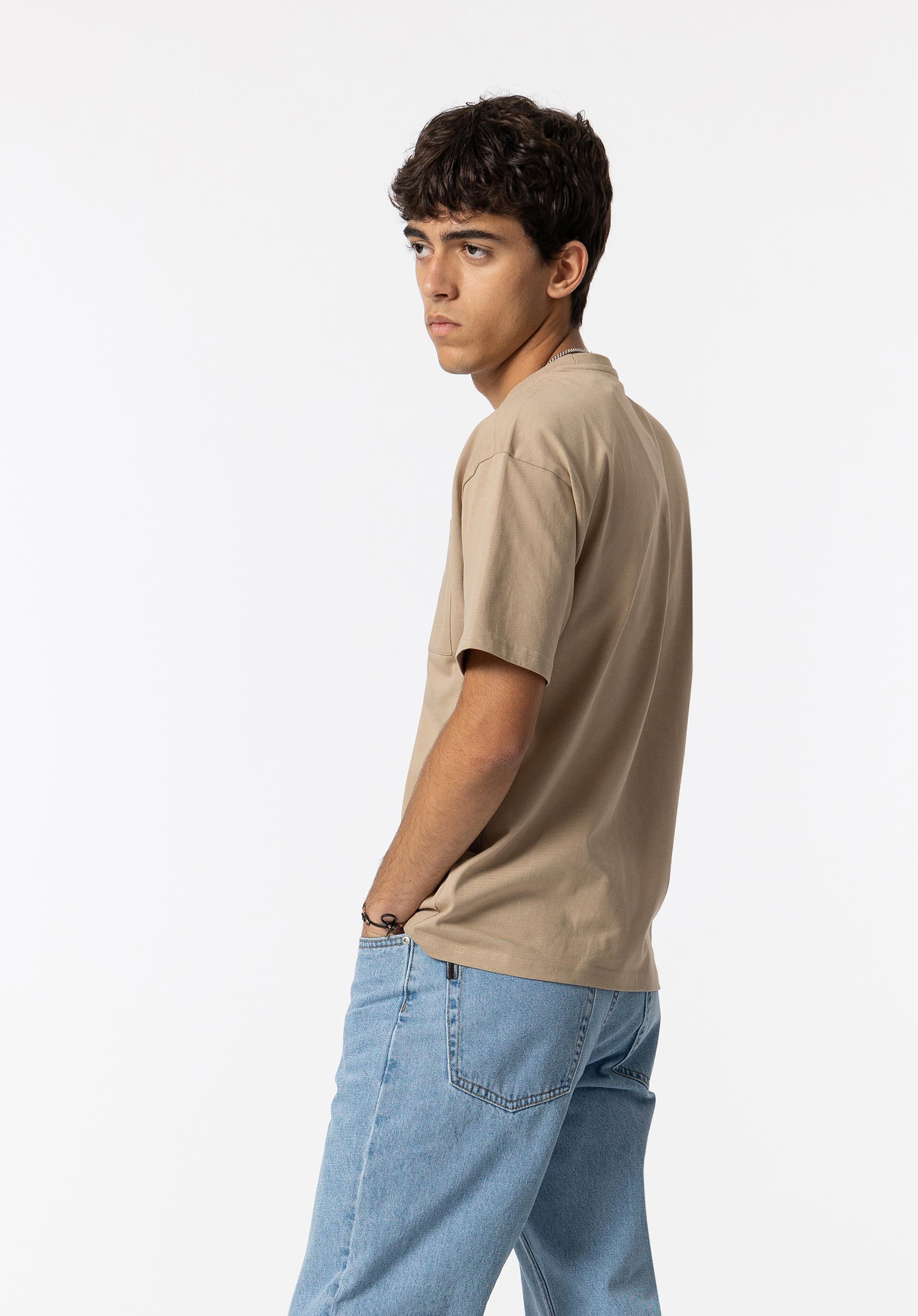 T-shirt Relaxed Fit com Bolso