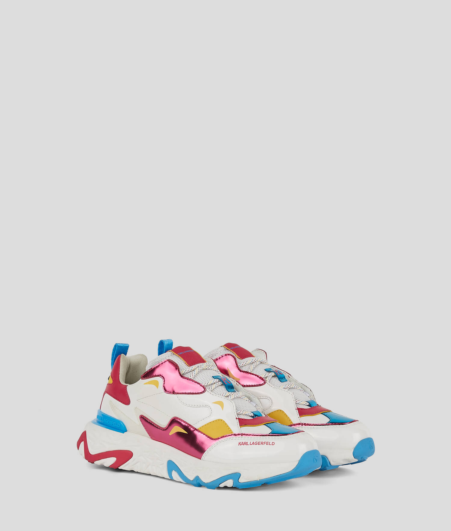 BASKETS EN CUIR BLAZE STRIKE