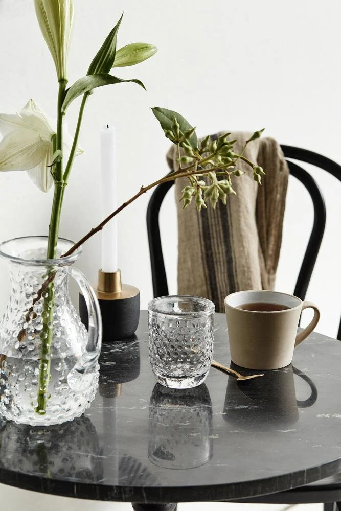Nordal  Cafébord i jern/marmor - Ø: 60 cm.