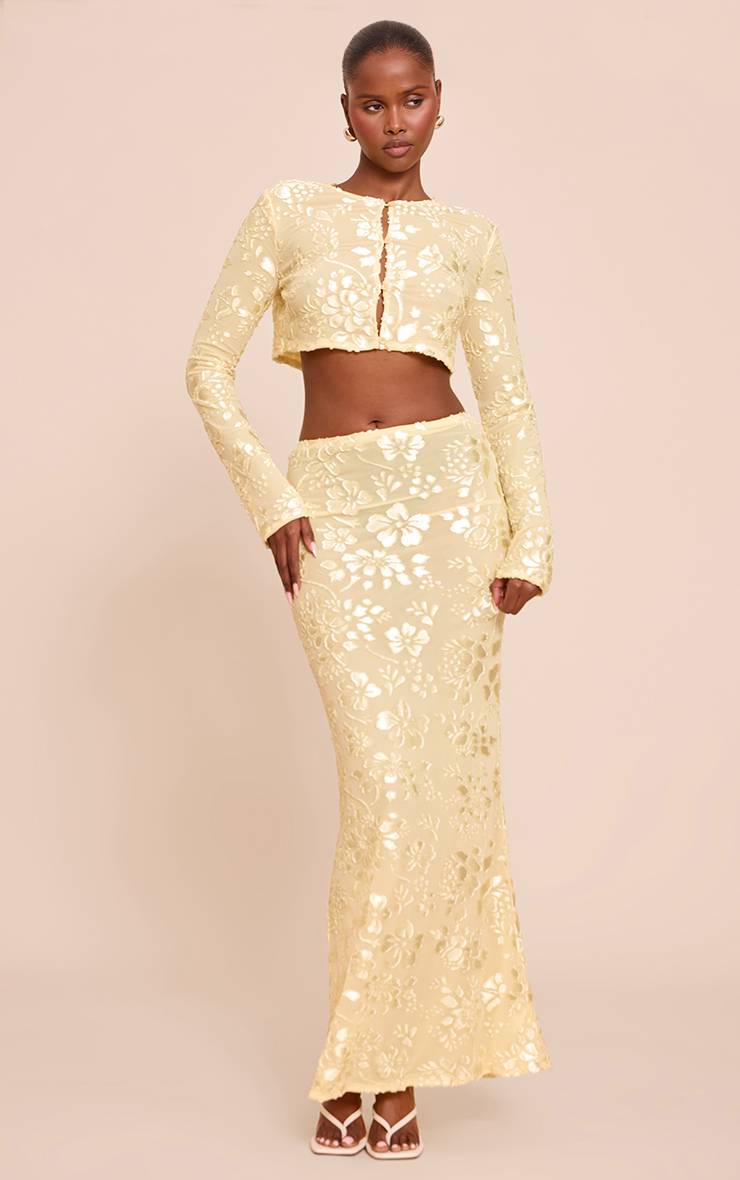 Butter Yellow Top Court Transparent À Fleurs Avec Boutons