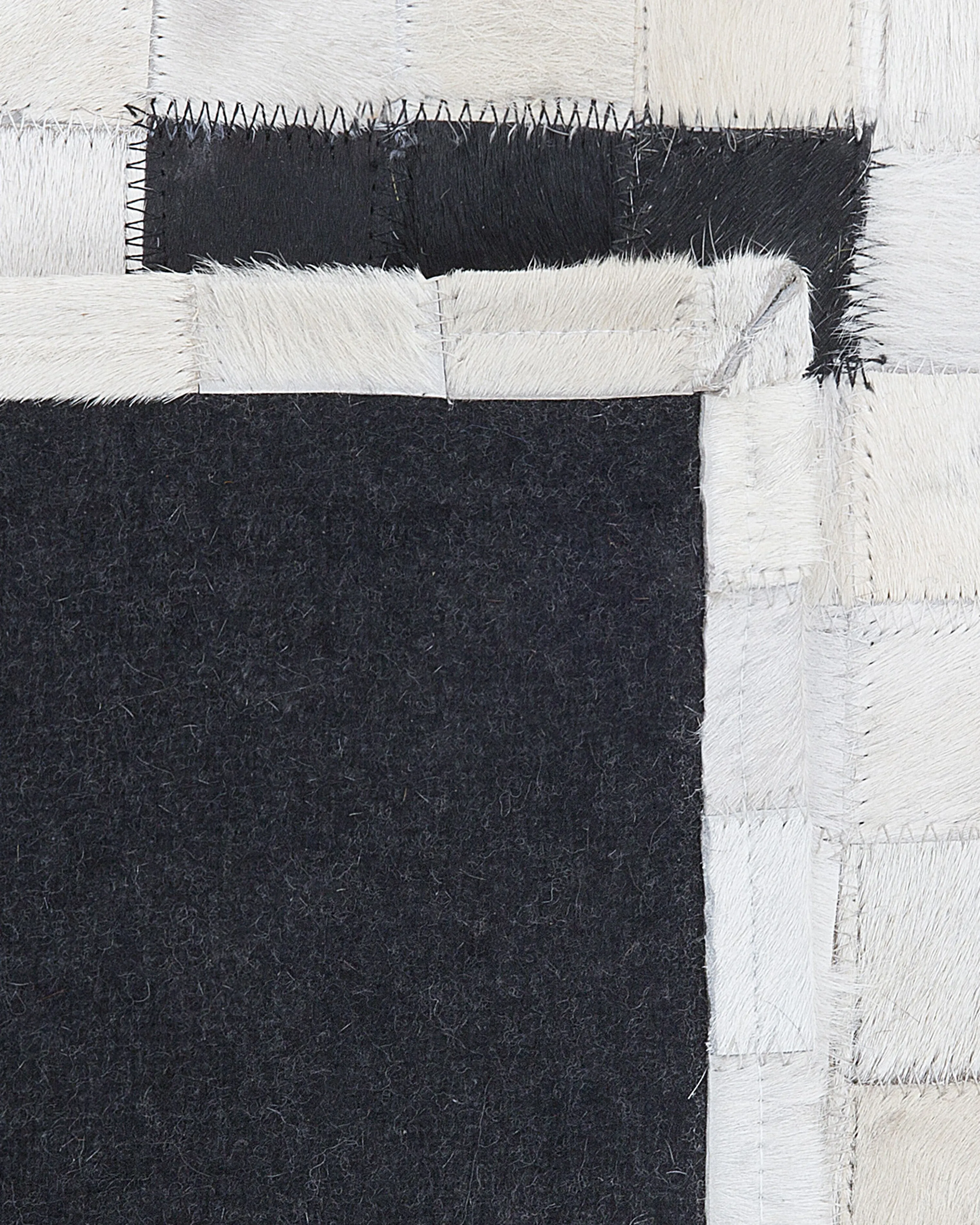 Vloerkleed BOLU Zwart 160 x 230 cm Leer