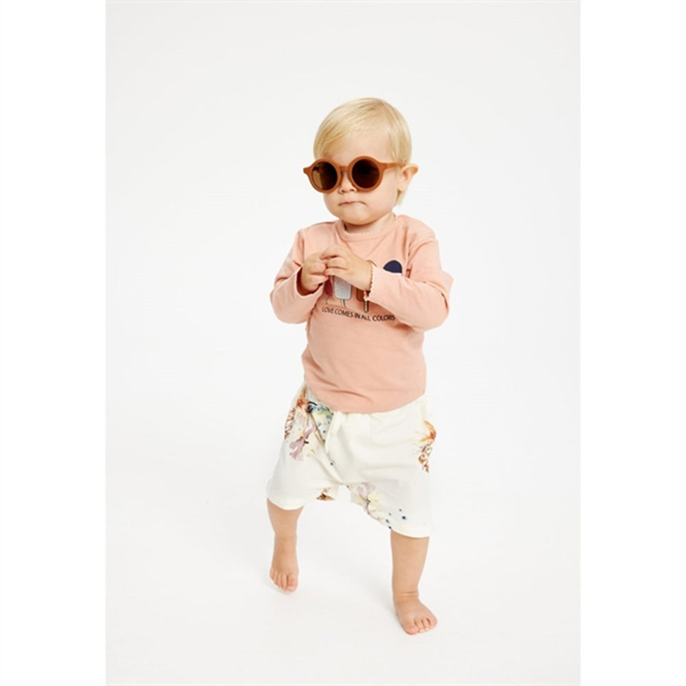 White Swan Coral AOP Gaige Shorts
