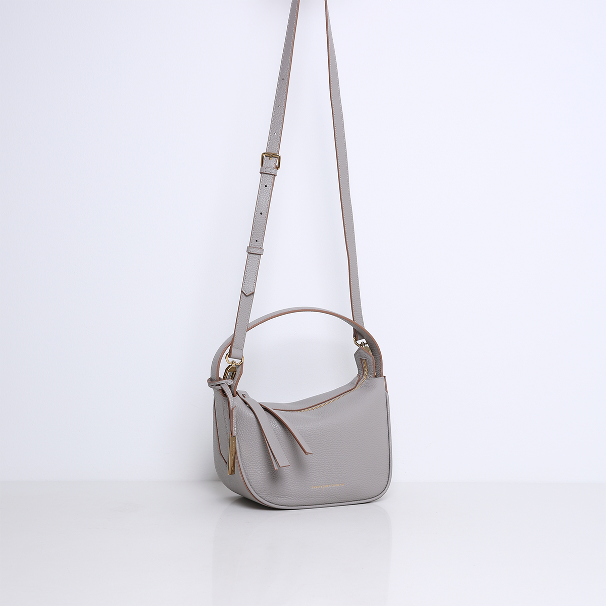 DANIEL | TAUPE
