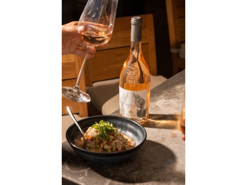 Chateau d`Esclans Château d'Esclans Rock Angel 0.75 l Rosé mit feinen Aromen von roten Beeren und mineralischen Noten
