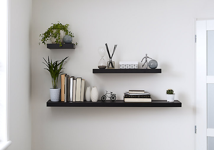 Tablette murale avec fixation invisible Form Cusko noir 80 cm