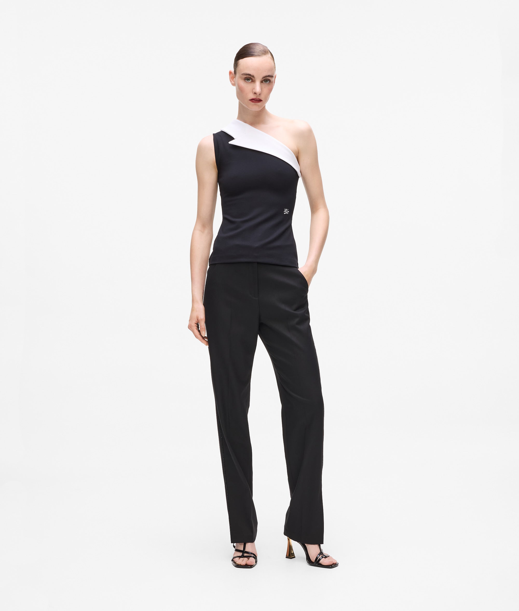 Asymmetrisch topje met revers met Karl DNA