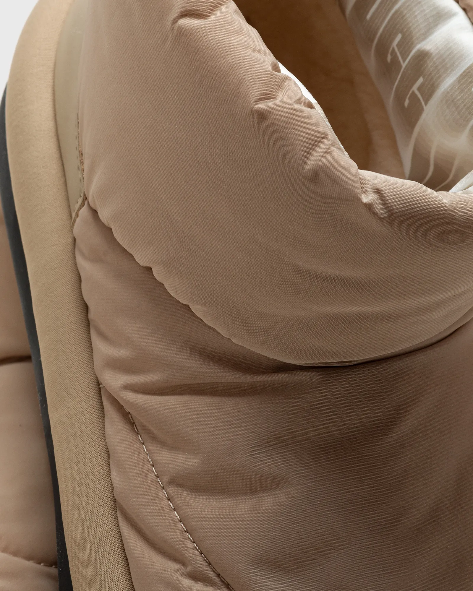 UGG WMNS CLASSIC MAXI MINI