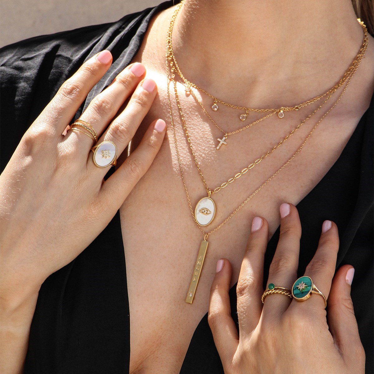 Collier nacre et oeil zircons doré à l'or fin 24k SALOMÉ