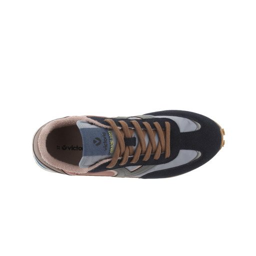 Tênis Victoria Galaxy de nylon em combinação com peças multicoloridas.