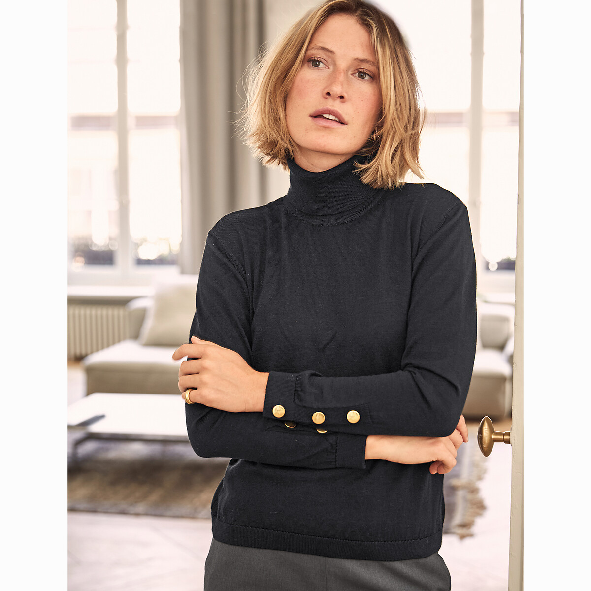 ANNE WEYBURN<br>Suéter com gola alta, tricô fino, lã mista