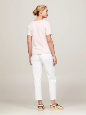 Camiseta Slim Fit com Decote em V e Textura Canelada