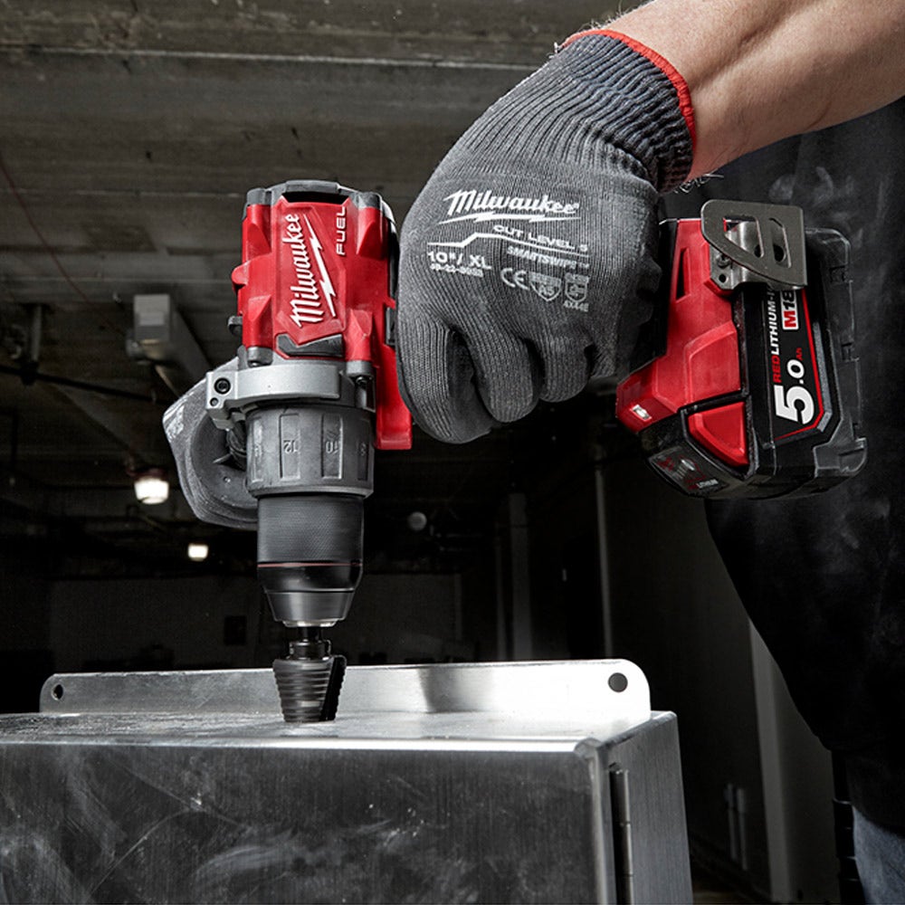 MILWAUKEE 18V Fuel™ Gen3 13mm Hammer Drill M18FPD2-0