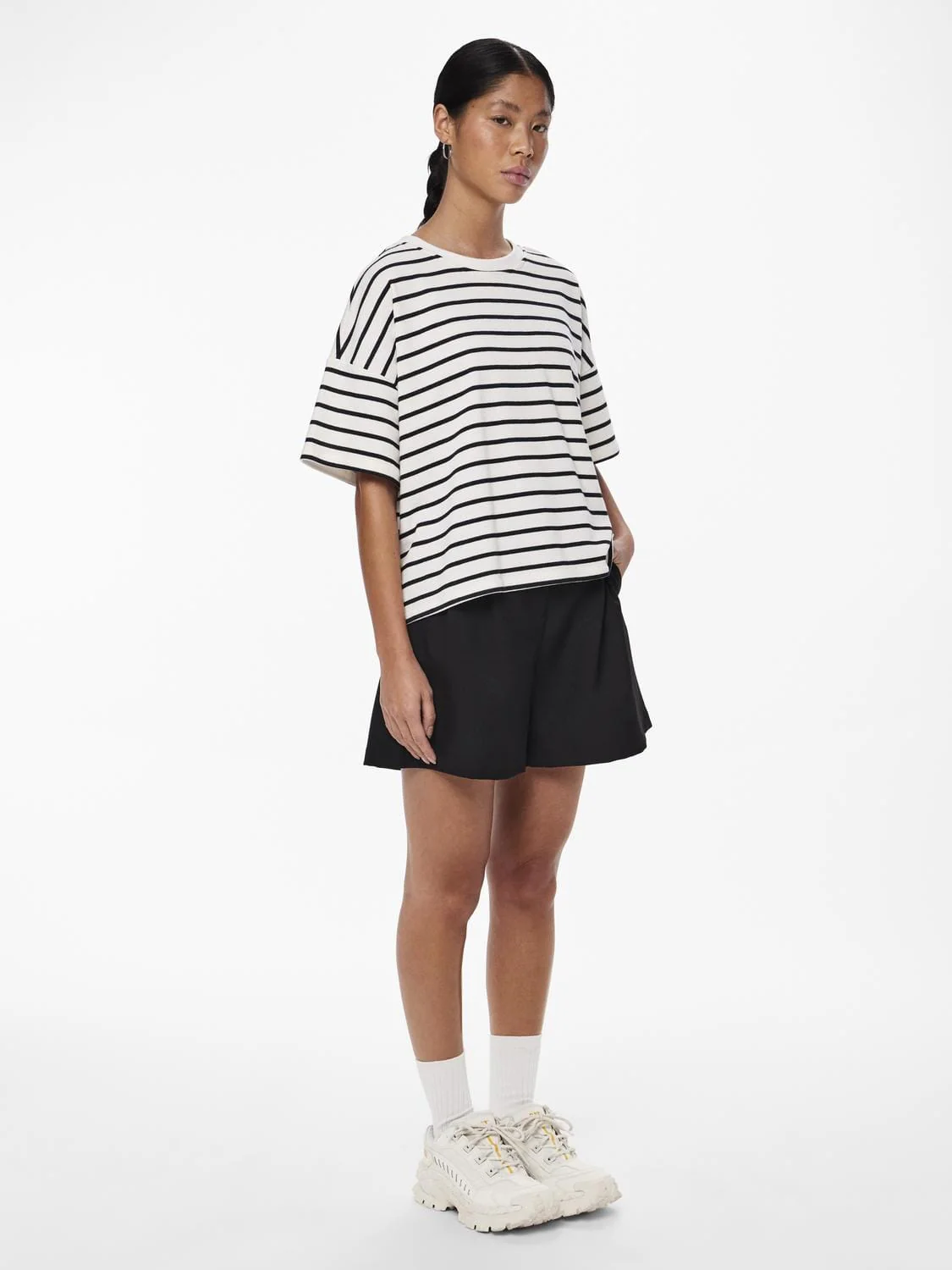Pieces Pcchilli Summer 2/4 Sweat Stripe 4476191 cloud dancer black