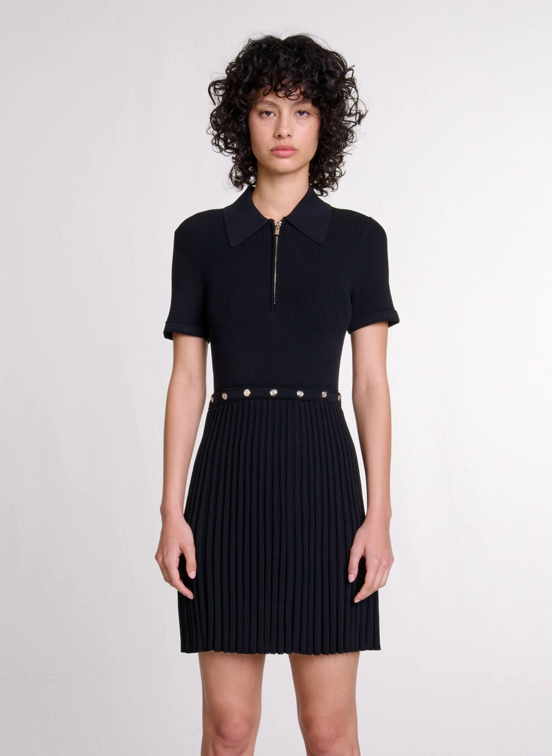 Robe courte col classique| Noir
