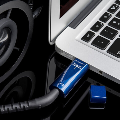 Koop AudioQuest DragonFly Cobalt Hoofdtelefoonversterker | 5 Jaar Garantie