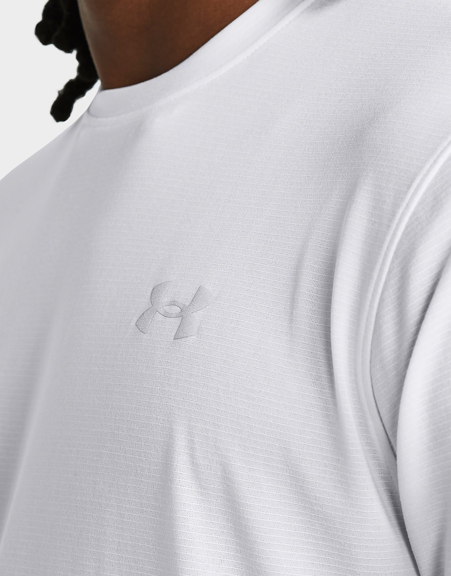 Under Armour Short-Sleeves UA LAUNCH SHORTSLEEVE