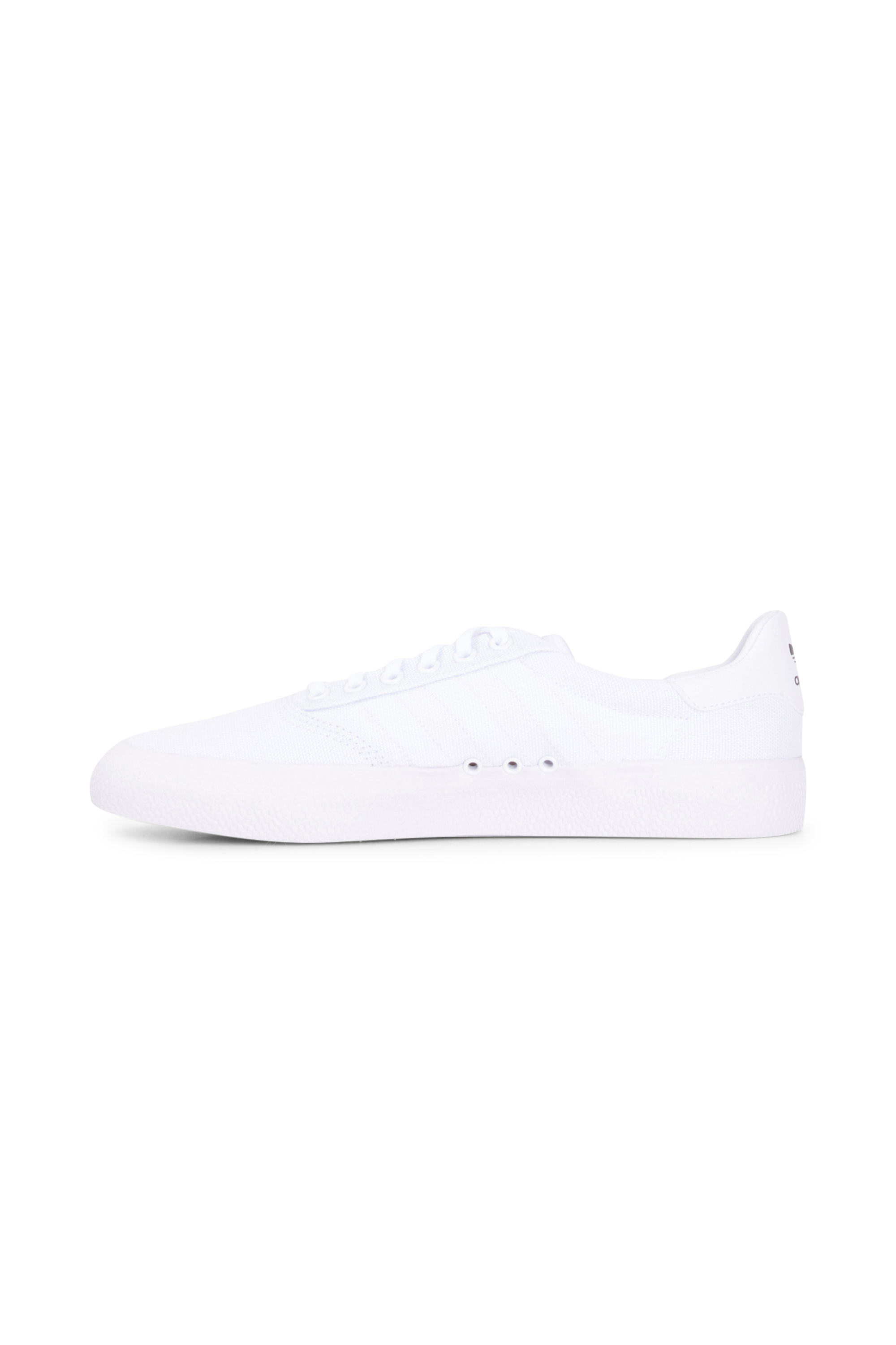 ADIDAS ACTION SPORT Baskets 3MC Blanc