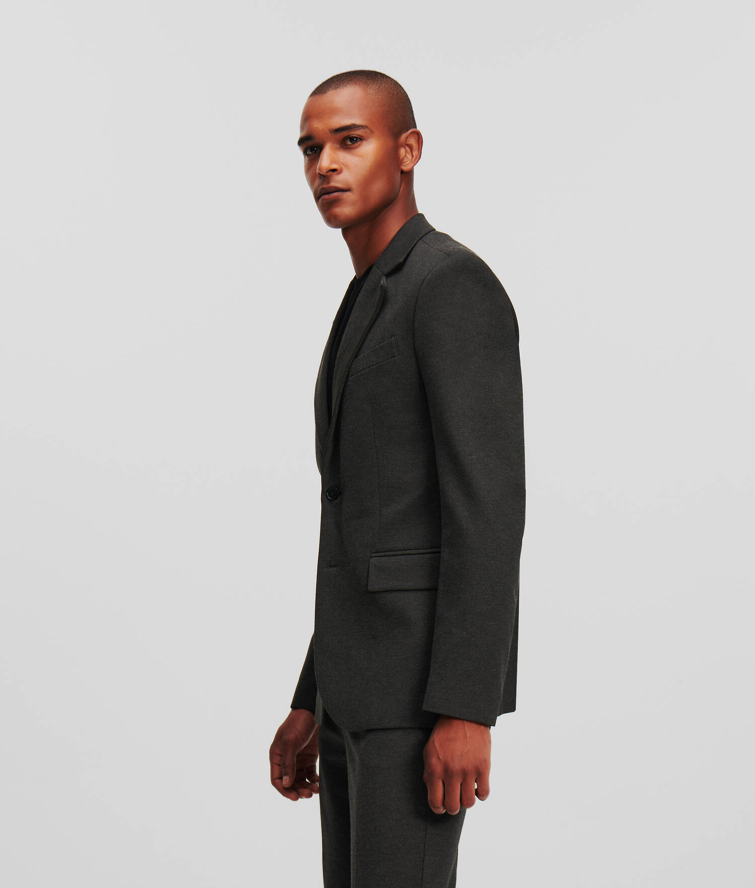 VESTE EN PUNTO À LA COUPE CLASSIQUE