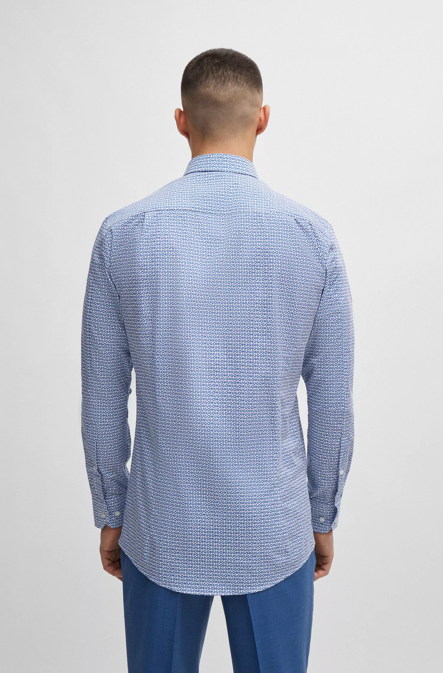 Camisa HUGO vermelha, extra slim fit, em popeline de algodão estampado.