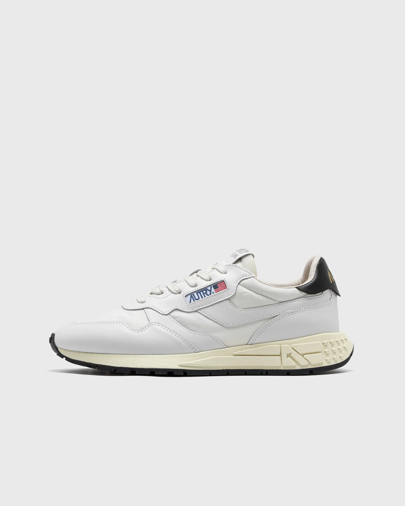Autry Action Shoes REELWIND LOW WOM