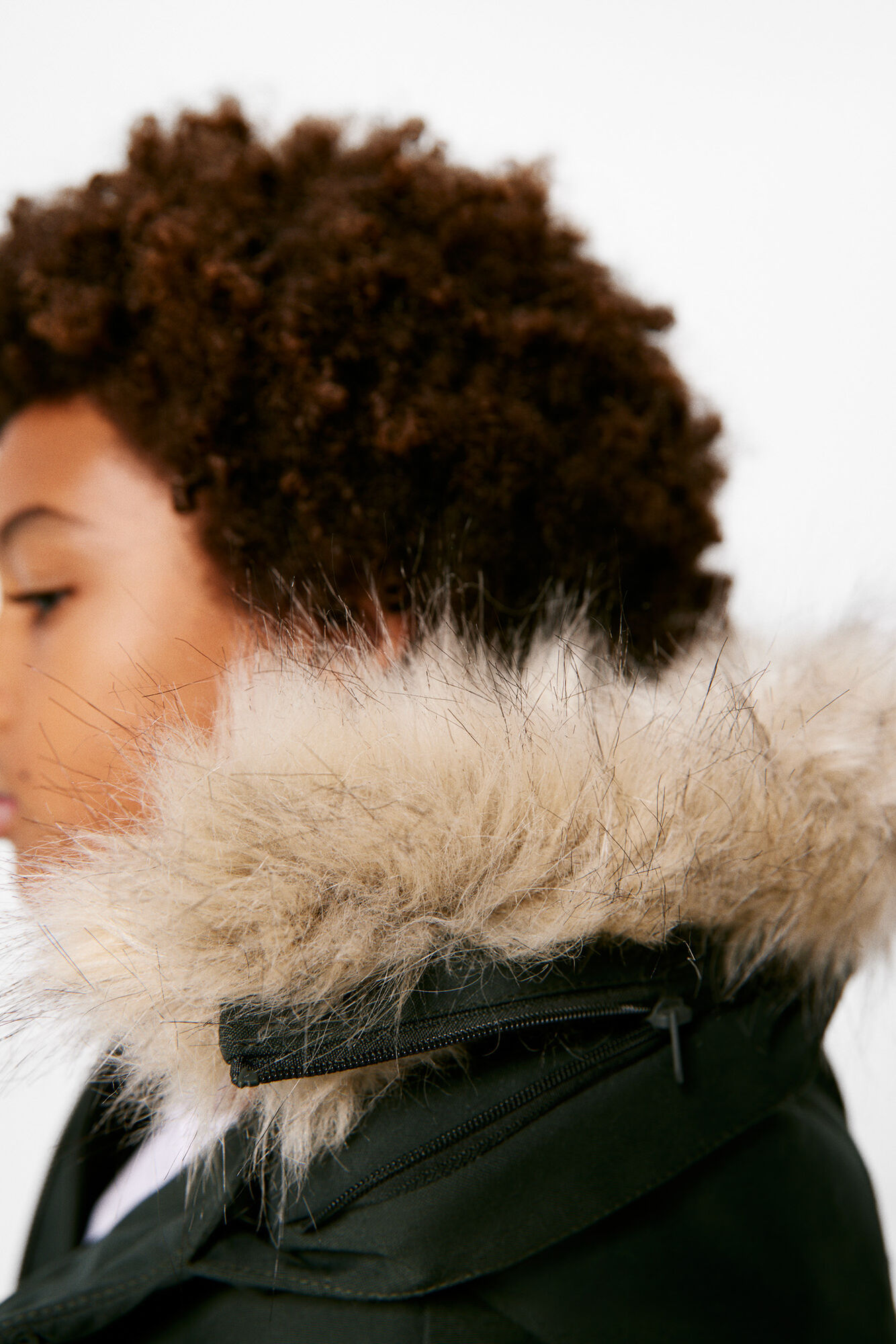 Parka com capuz de pele para meninos