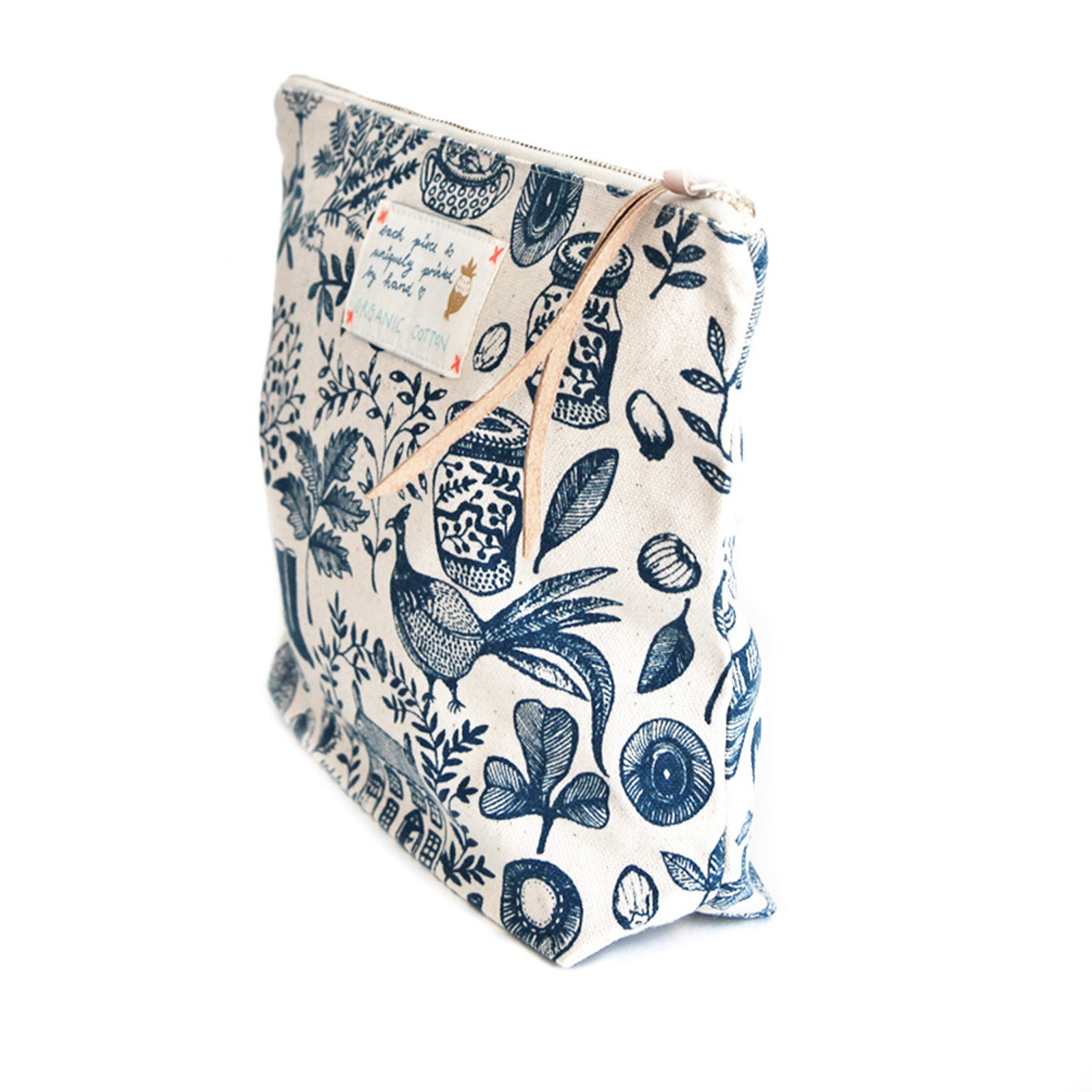 Pouch 
