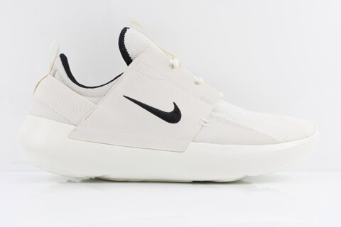 Nike Sneaker