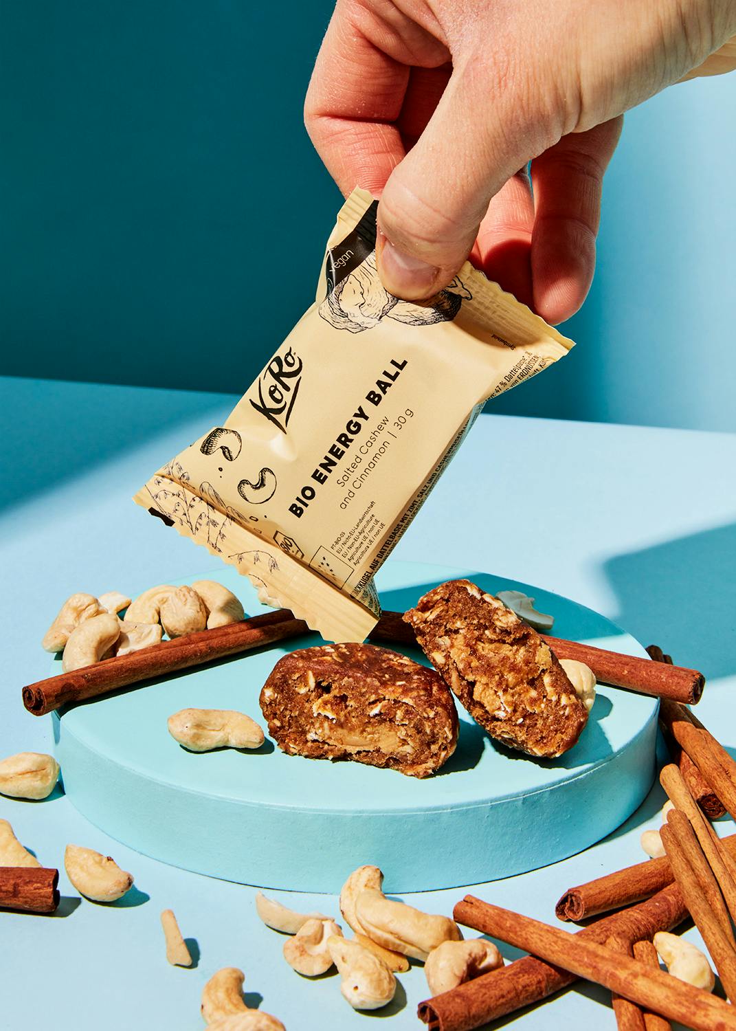 Bio Energy Ball Salted Cashew and Cinnamon 30 g
