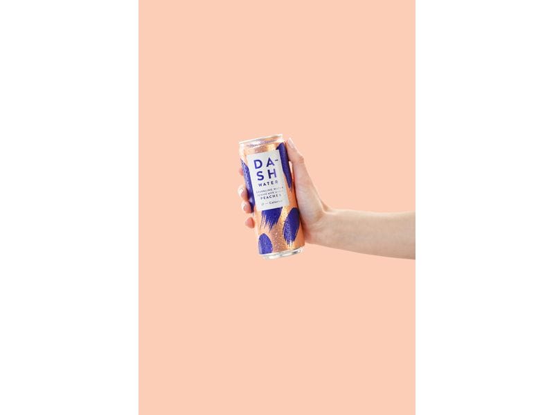 Dash Water Soft-Drinks Sparkling Peach 12 x 0.33 l Kohlensäurehaltiges Erfrischungsgetränk mit Pfirsichgeschmack
