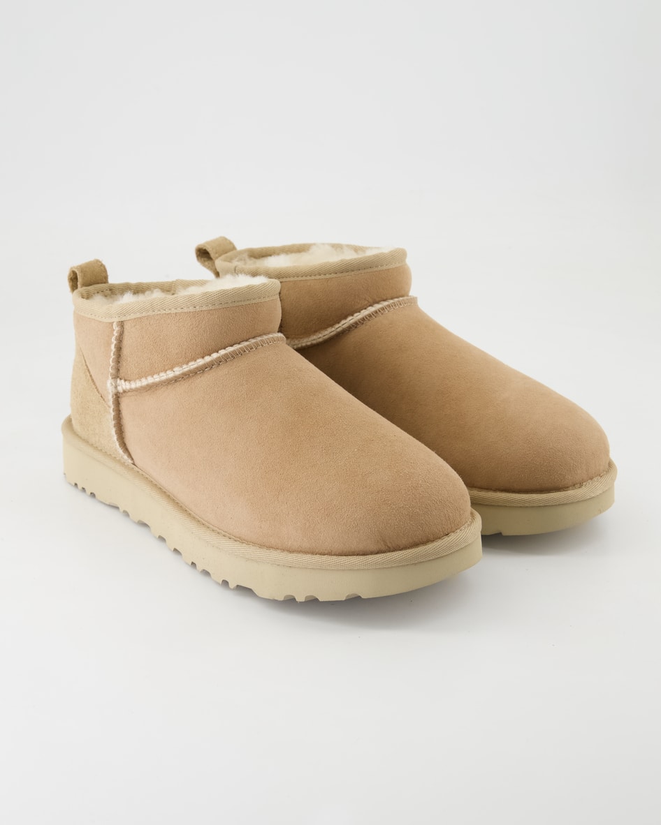 UGG Classic Ultra Mini Winterschuhe in Beige