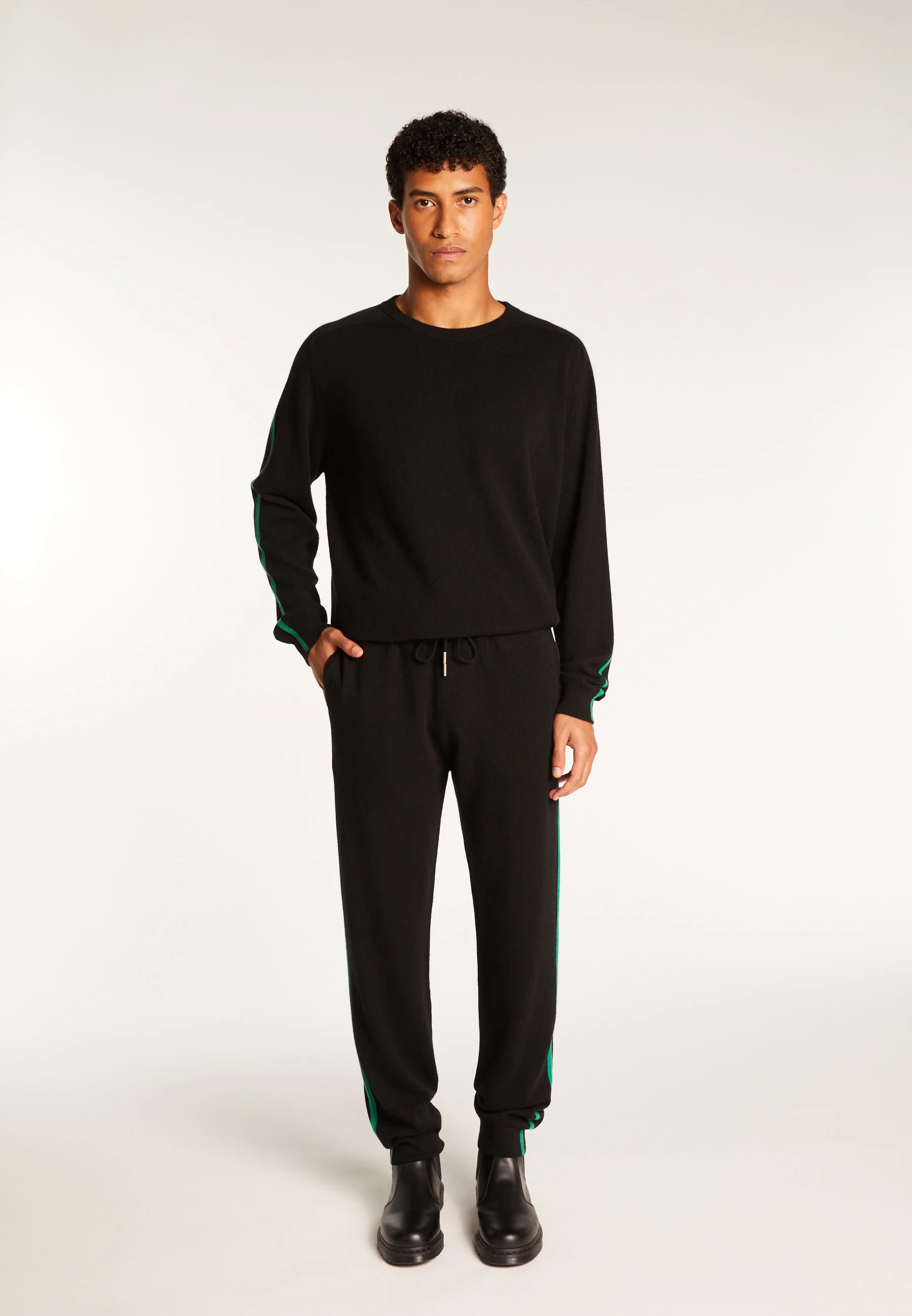 TULLIOAH24 - Pantalon en cachemire | Noir