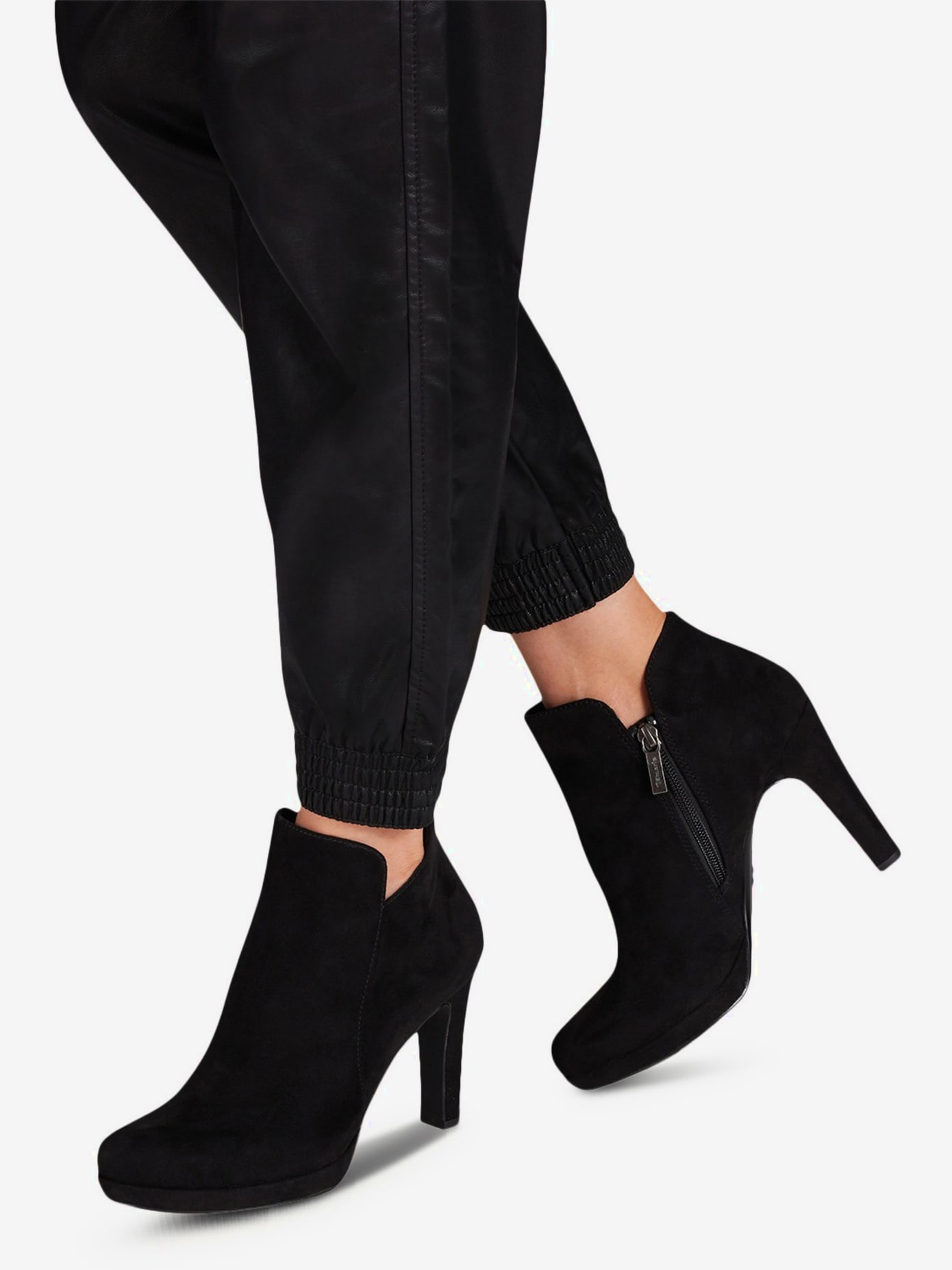 Bottines à talon haut coupe élégante