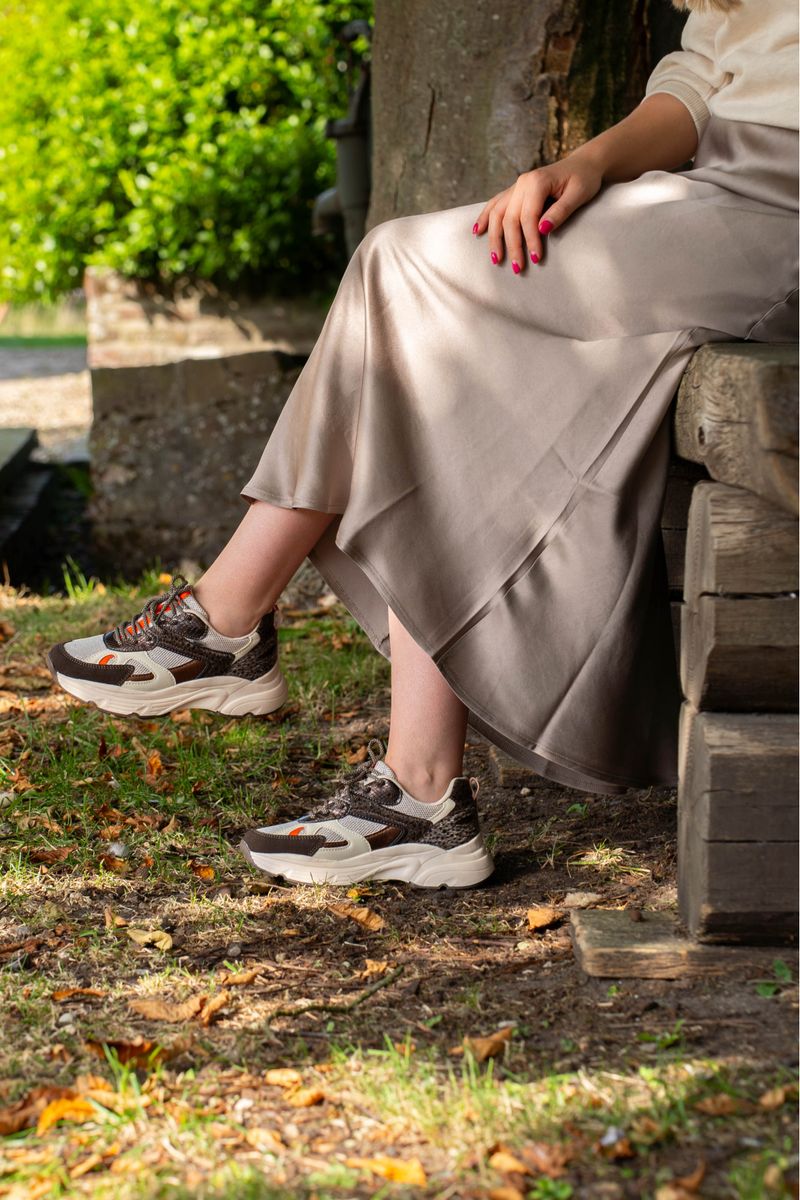 POSH by Poelman Sneakers Bruin Dames