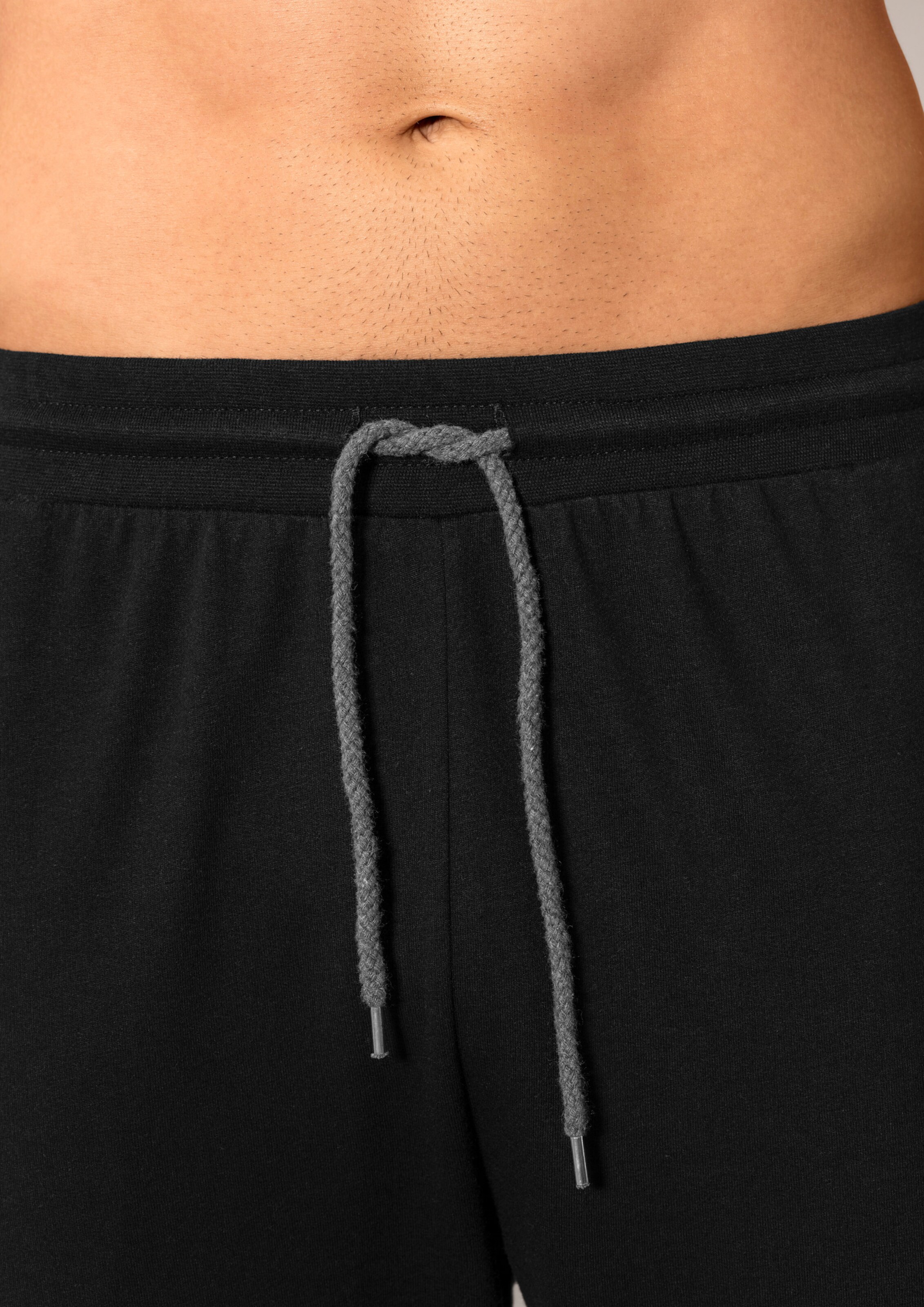 Sweathose in schwarz
