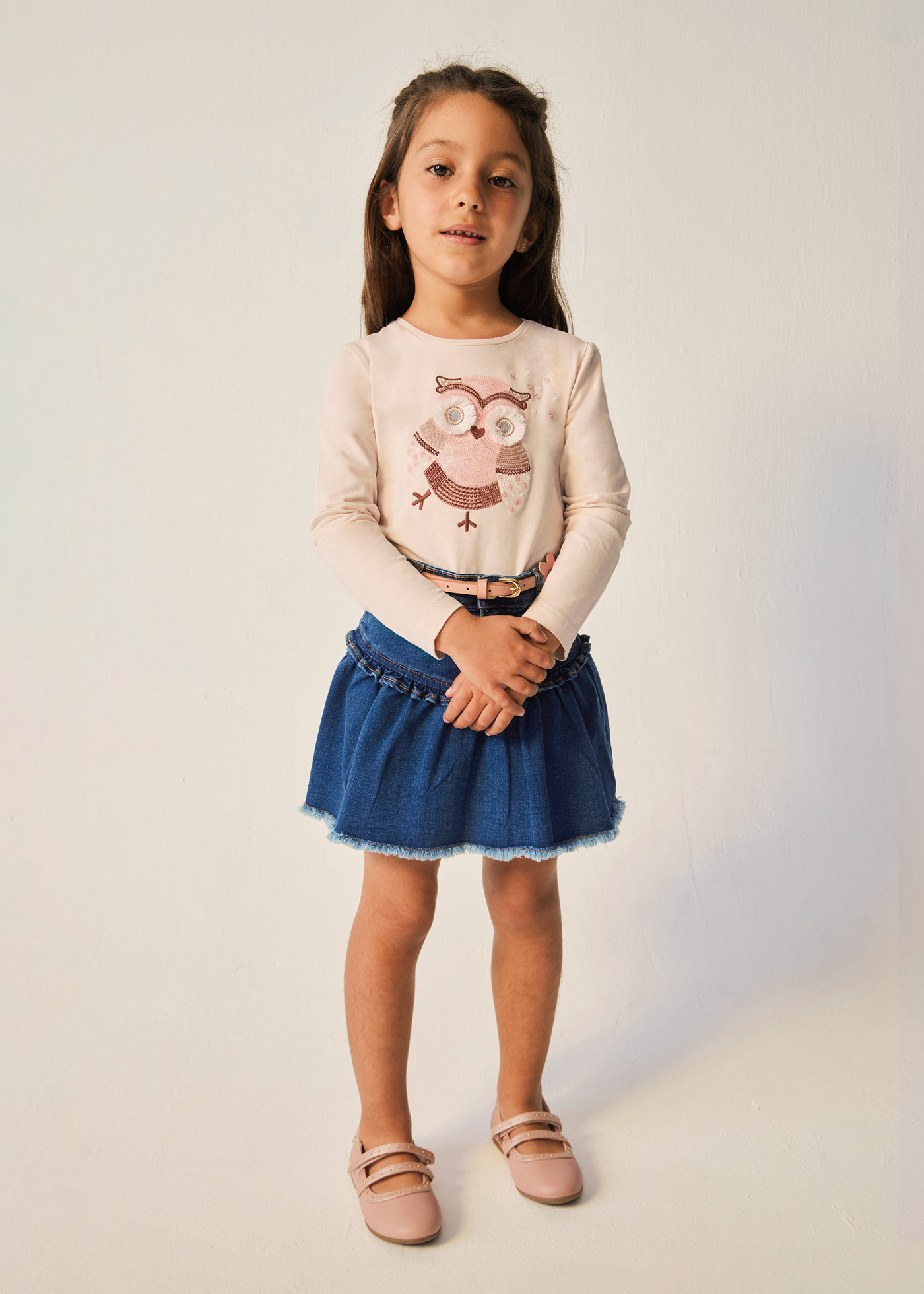 Camiseta de algodão bordada para meninas