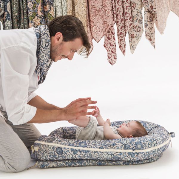 DockATot Deluxe  Babynestje Pink & Rose