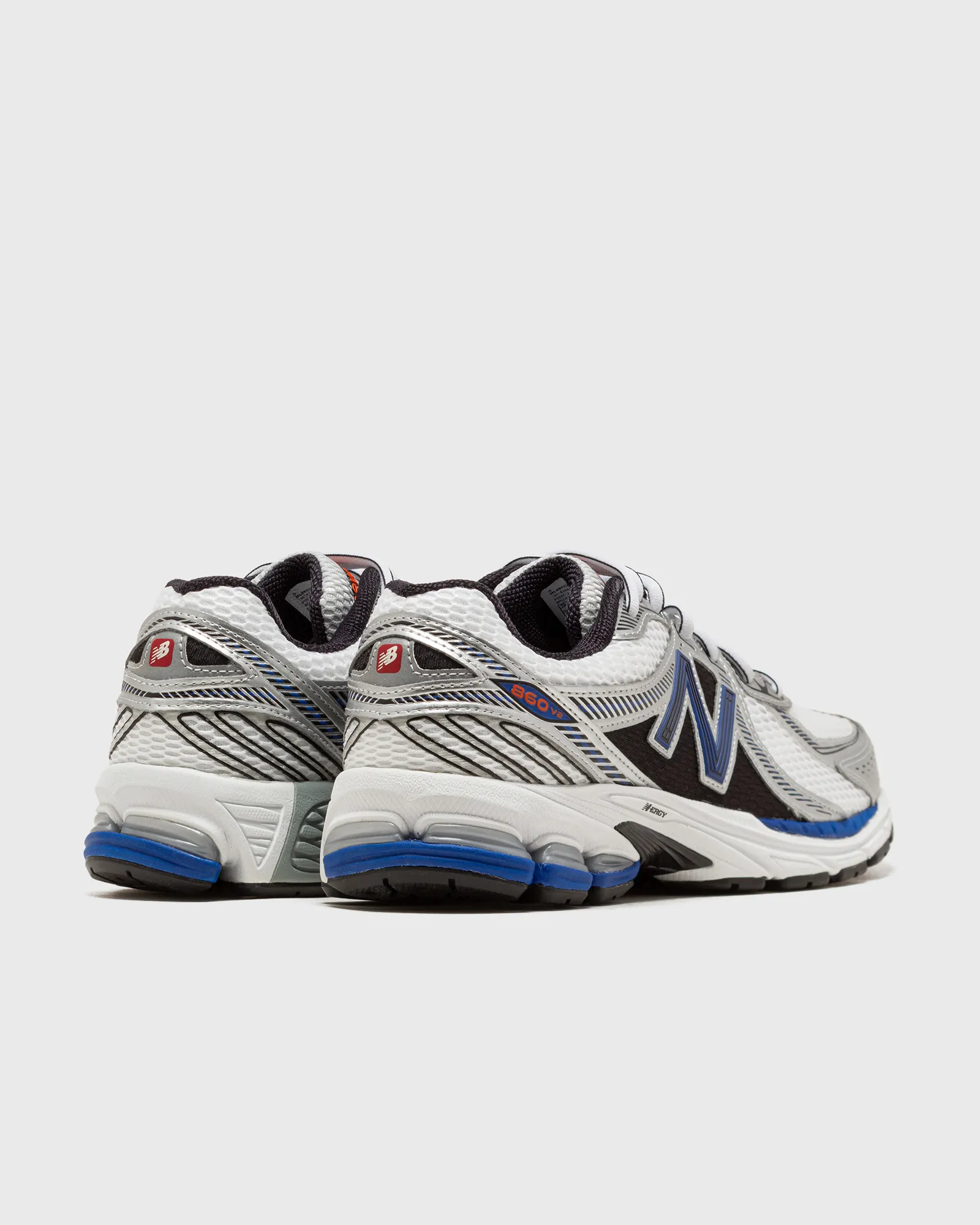New Balance 860XB